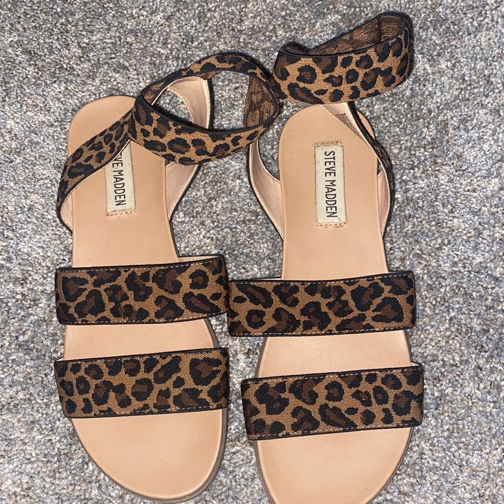 Steve Madden sandals